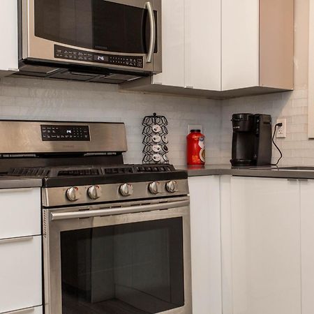 The Double Play - 1 Min Walk To Wrigley! Spacious 2Br - Perfect For Cubs Fans! Chicago Eksteriør bilde