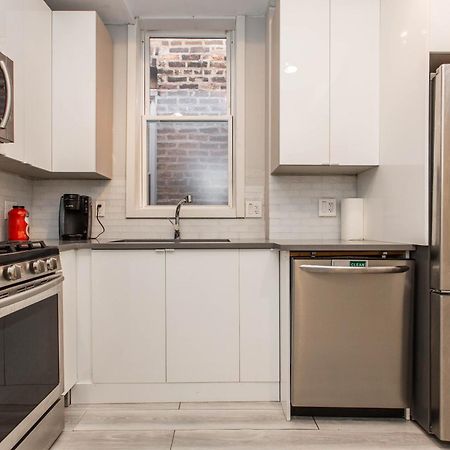 The Double Play - 1 Min Walk To Wrigley! Spacious 2Br - Perfect For Cubs Fans! Chicago Eksteriør bilde