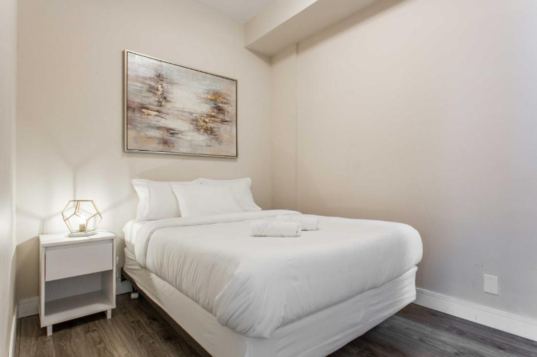 The Double Play - 1 Min Walk To Wrigley! Spacious 2Br - Perfect For Cubs Fans! Chicago Eksteriør bilde