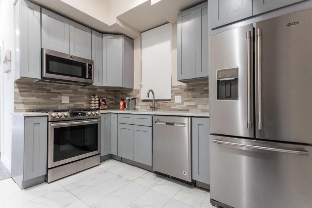 The Double Play - 1 Min Walk To Wrigley! Spacious 2Br - Perfect For Cubs Fans! Chicago Eksteriør bilde