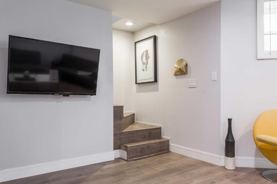 The Double Play - 1 Min Walk To Wrigley! Spacious 2Br - Perfect For Cubs Fans! Chicago Eksteriør bilde