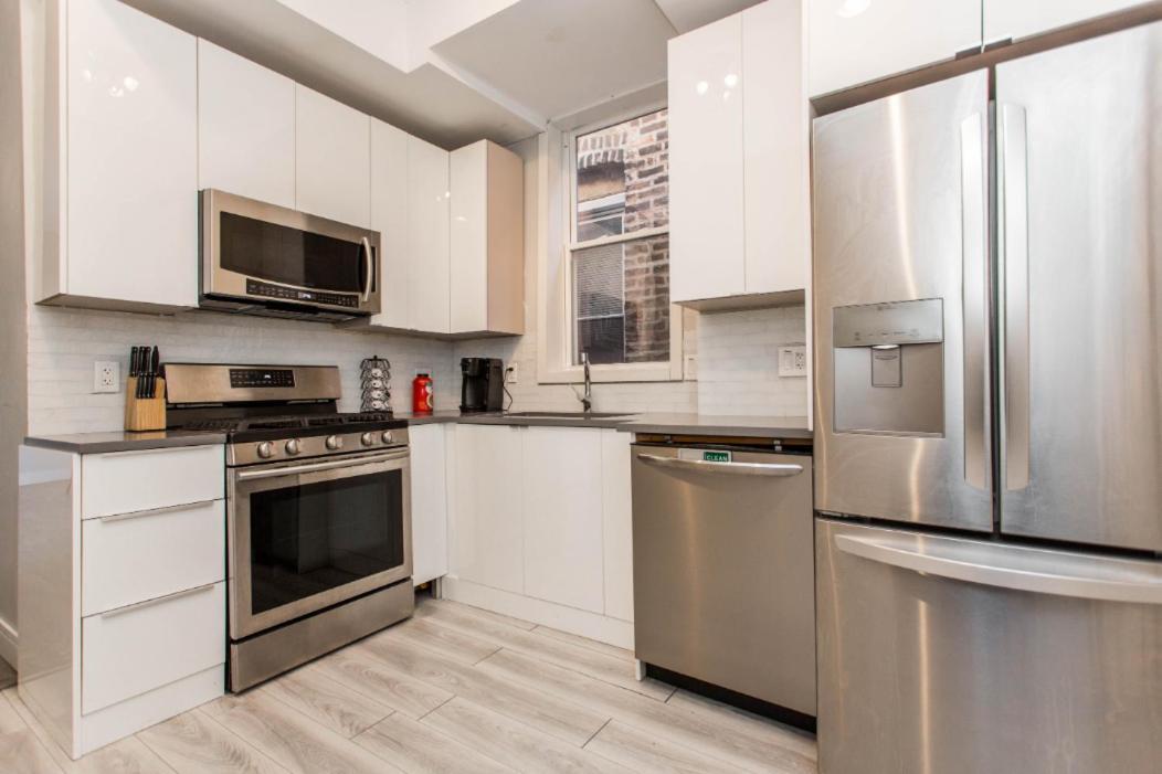 The Double Play - 1 Min Walk To Wrigley! Spacious 2Br - Perfect For Cubs Fans! Chicago Eksteriør bilde