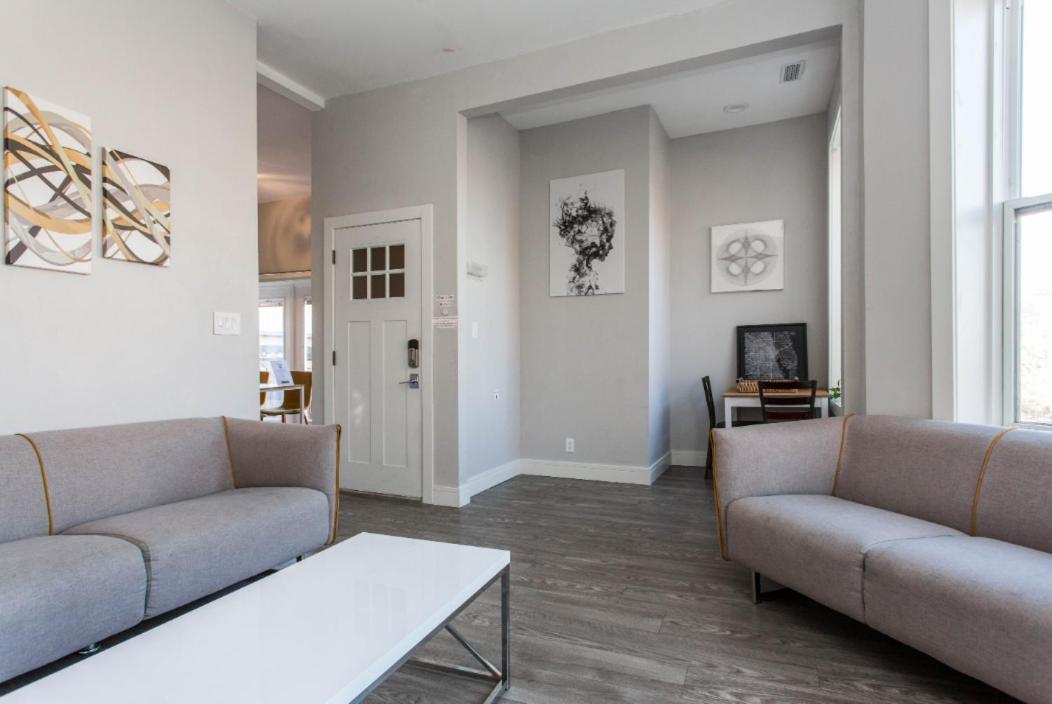 The Double Play - 1 Min Walk To Wrigley! Spacious 2Br - Perfect For Cubs Fans! Chicago Eksteriør bilde