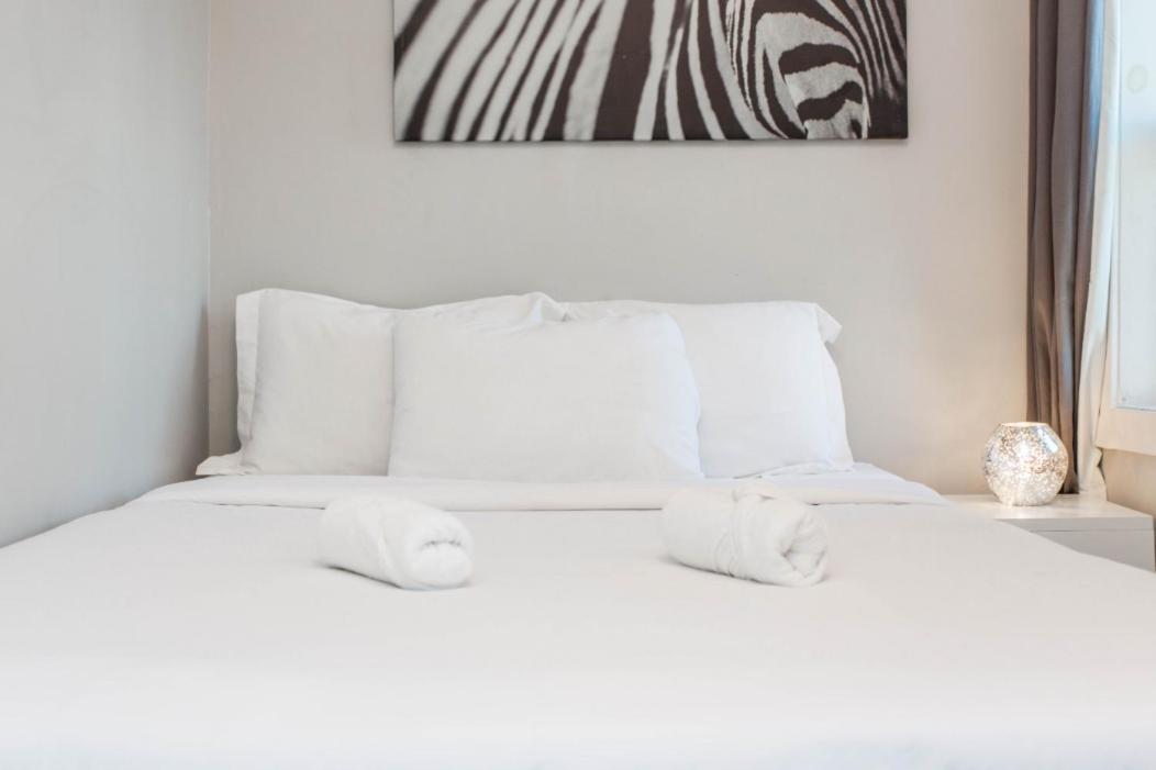 The Double Play - 1 Min Walk To Wrigley! Spacious 2Br - Perfect For Cubs Fans! Chicago Eksteriør bilde